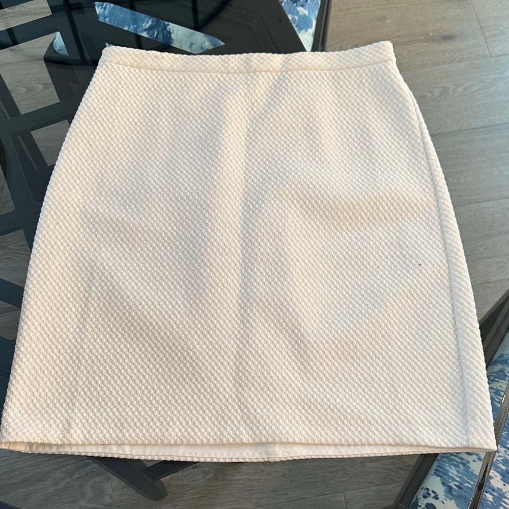 Ann Taylor Cream Textured Pencil Skirt